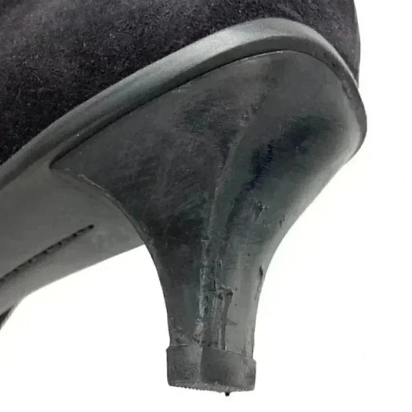 Prada Black Suede Pointed Toe French Kitten Heel Side Zip Ankle Boots Size 8 - Picture 3 of 15